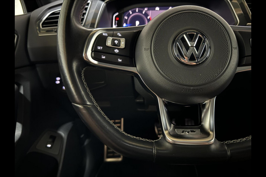 Volkswagen Tiguan 1.5 TSI ACT 3x R-Line Black Edition Pano Dynaudio