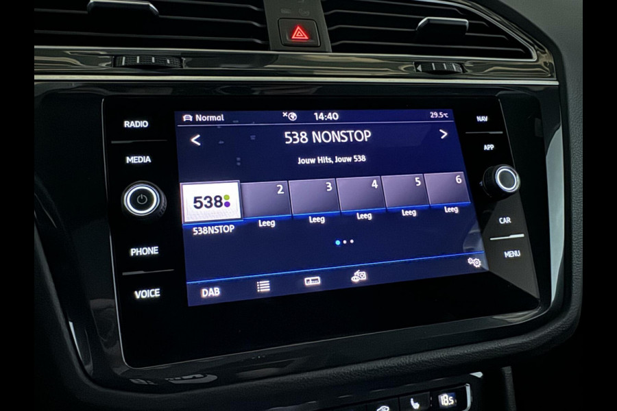 Volkswagen Tiguan 1.5 TSI ACT 3x R-Line Black Edition Pano Dynaudio