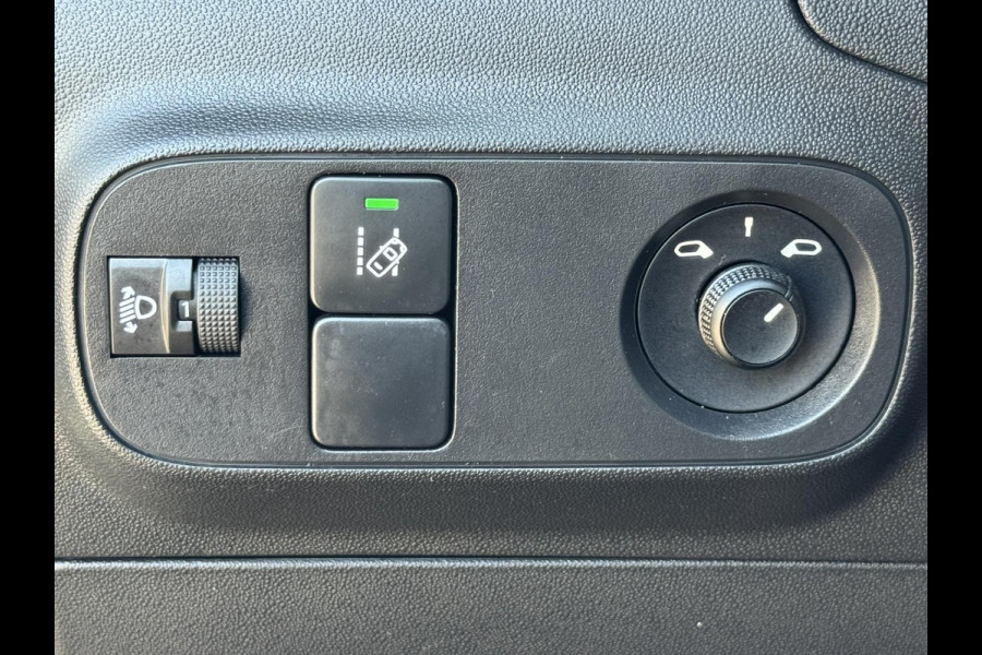 Citroën C3 1.2 PureTech You Cruise control Airco Parkeersensor achter DAB radio