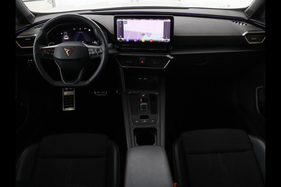CUPRA Formentor 1.4 e-Hybrid VZ | 245pk | Stoel & stuurverwarming | Trekhaak | 360 camera | Carplay | Adaptive cruise | Navigatie | Sfeerverlichting | Full LED | Keyless | PHEV