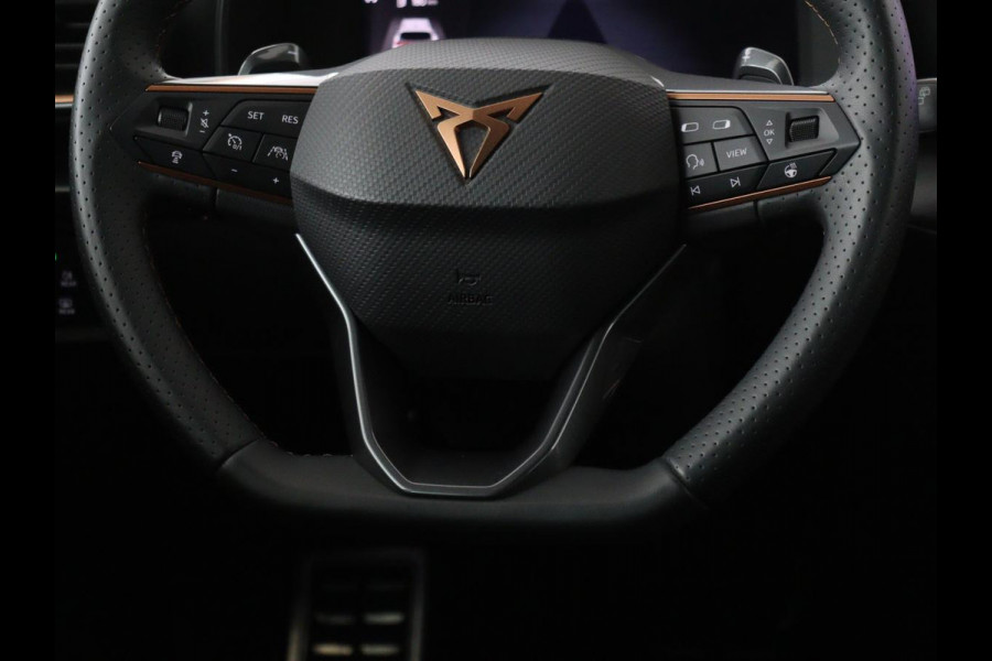 CUPRA Formentor 1.4 e-Hybrid VZ | 245pk | Stoel & stuurverwarming | Trekhaak | 360 camera | Carplay | Adaptive cruise | Navigatie | Sfeerverlichting | Full LED | Keyless | PHEV