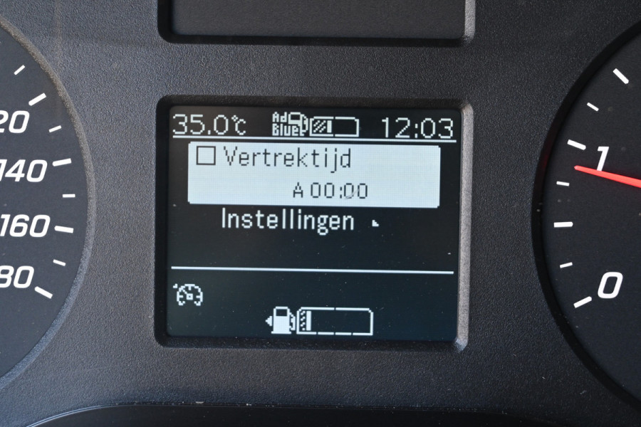 Mercedes-Benz Sprinter 317 CDI L2H2 2800 kg trekhaak, MBUX navigatie met camera, Geveerde stoelen