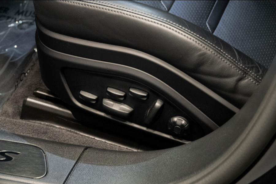 Porsche Panamera Sport Turismo 4.0 GTS *Sport-Design / BOSE / Panorama / Soft-Close / Standkachel / InnoDrive / HUD / Sport-uitlaat*