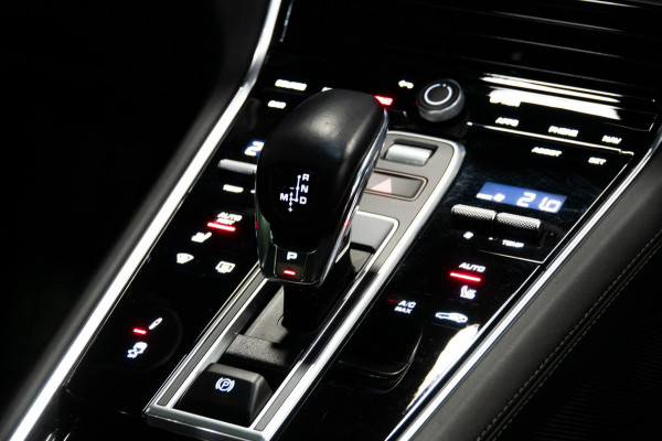 Porsche Panamera Sport Turismo 4.0 GTS *Sport-Design / BOSE / Panorama / Soft-Close / Standkachel / InnoDrive / HUD / Sport-uitlaat*