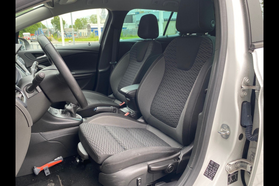 Opel Astra Sports Tourer BWJ 2020 | 1.2T 146PK Business Ed | TRKEHAAK | CLIMA | NAVI | PDC | CRUISE | CARPLAY | CAMERA |