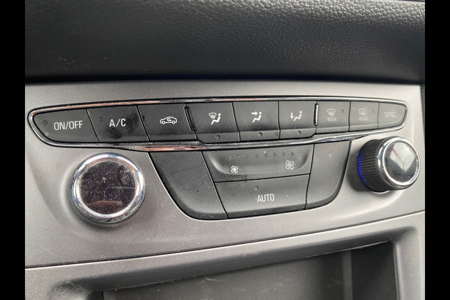 Opel Astra Sports Tourer BWJ 2020 | 1.2T 146PK Business Ed | TRKEHAAK | CLIMA | NAVI | PDC | CRUISE | CARPLAY | CAMERA |
