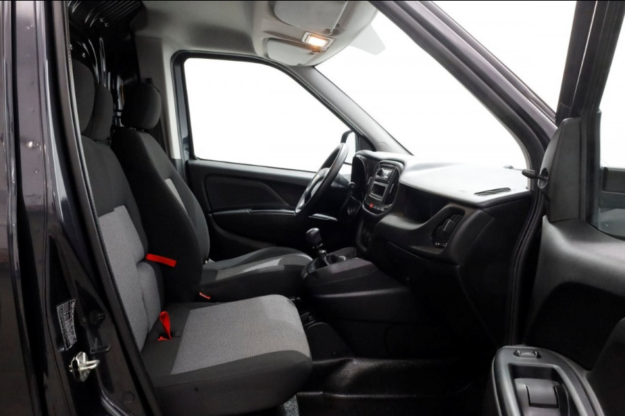 Fiat Dobló Cargo 1.6 MultiJet 105pk L1H1 Airco/Cruise/3 Pers. 03-2022