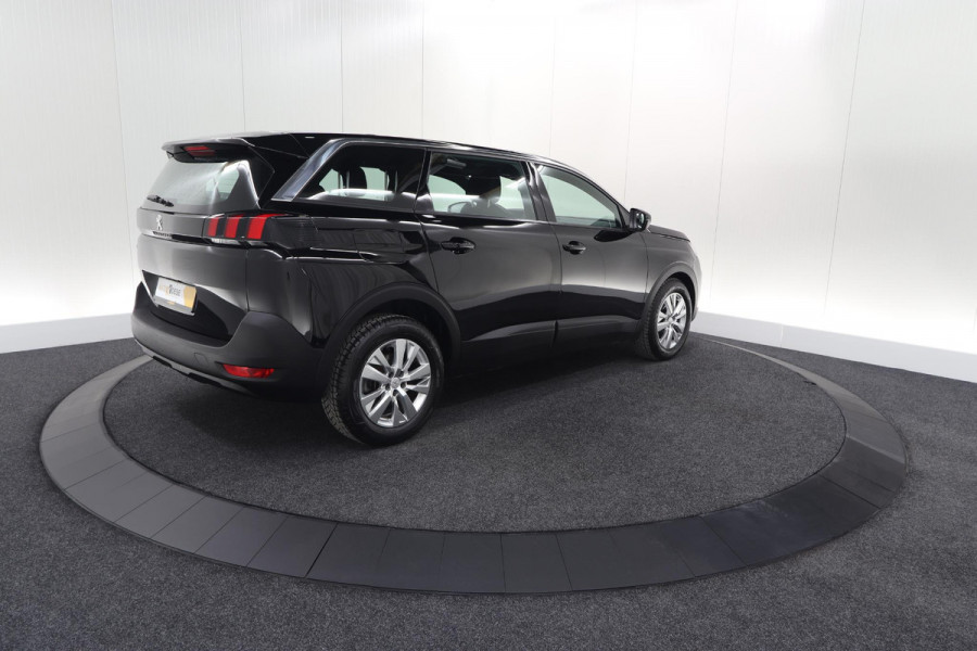 Peugeot 5008 PureTech 130 EAT8 Active Pack Business | 7 Zitplaatsen | Camera | Navigatie | Apple Carplay | Parkeersensoren