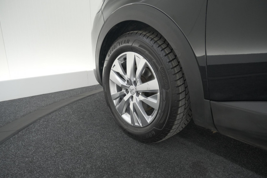 Peugeot 5008 PureTech 130 EAT8 Active Pack Business | 7 Zitplaatsen | Camera | Navigatie | Apple Carplay | Parkeersensoren