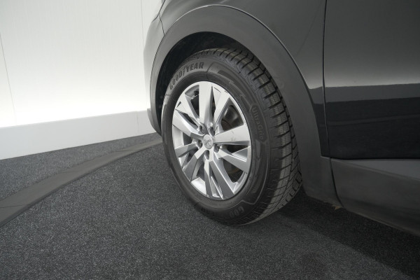 Peugeot 5008 PureTech 130 EAT8 Active Pack Business | 7 Zitplaatsen | Camera | Navigatie | Apple Carplay | Parkeersensoren