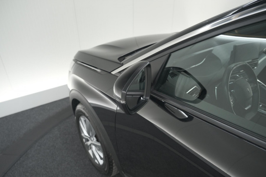 Peugeot 5008 PureTech 130 EAT8 Active Pack Business | 7 Zitplaatsen | Camera | Navigatie | Apple Carplay | Parkeersensoren