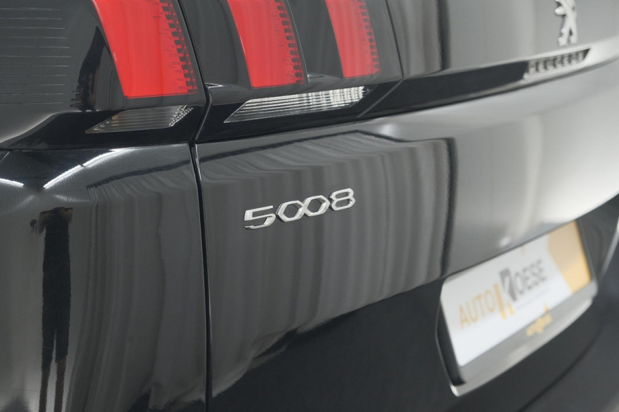 Peugeot 5008 PureTech 130 EAT8 Active Pack Business | 7 Zitplaatsen | Camera | Navigatie | Apple Carplay | Parkeersensoren