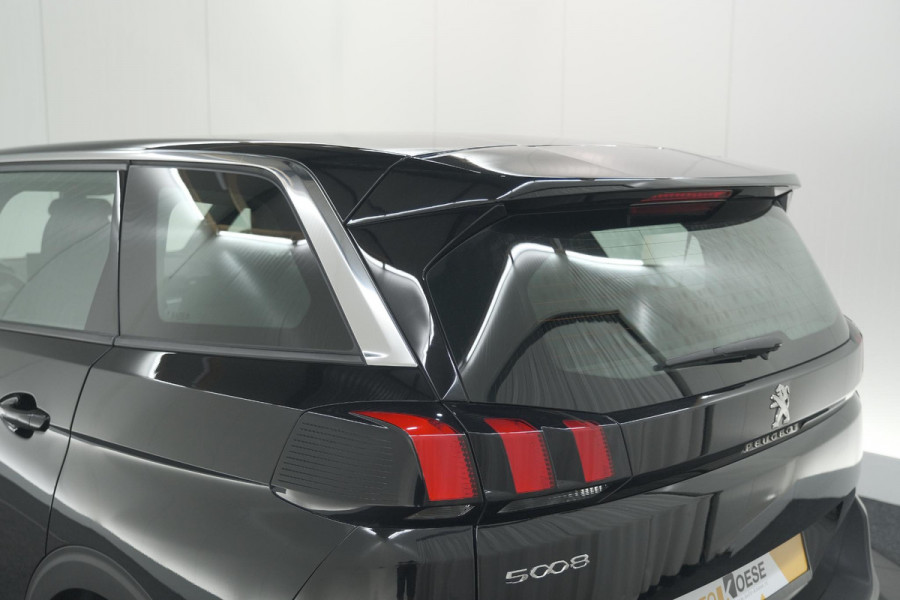 Peugeot 5008 PureTech 130 EAT8 Active Pack Business | 7 Zitplaatsen | Camera | Navigatie | Apple Carplay | Parkeersensoren