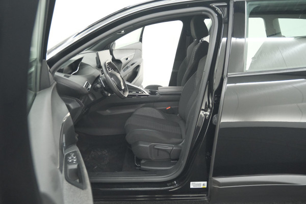 Peugeot 5008 PureTech 130 EAT8 Active Pack Business | 7 Zitplaatsen | Camera | Navigatie | Apple Carplay | Parkeersensoren