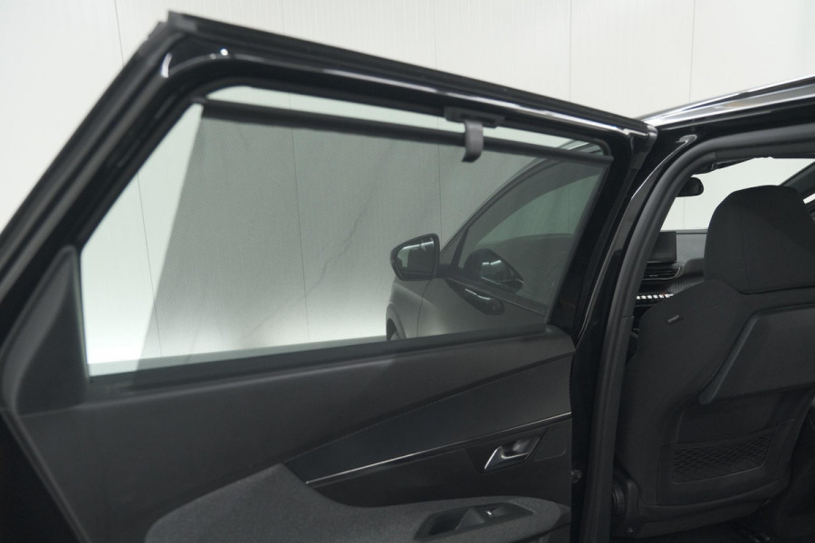 Peugeot 5008 PureTech 130 EAT8 Active Pack Business | 7 Zitplaatsen | Camera | Navigatie | Apple Carplay | Parkeersensoren