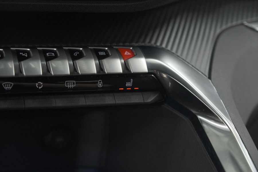 Peugeot 5008 PureTech 130 EAT8 Active Pack Business | 7 Zitplaatsen | Camera | Navigatie | Apple Carplay | Parkeersensoren