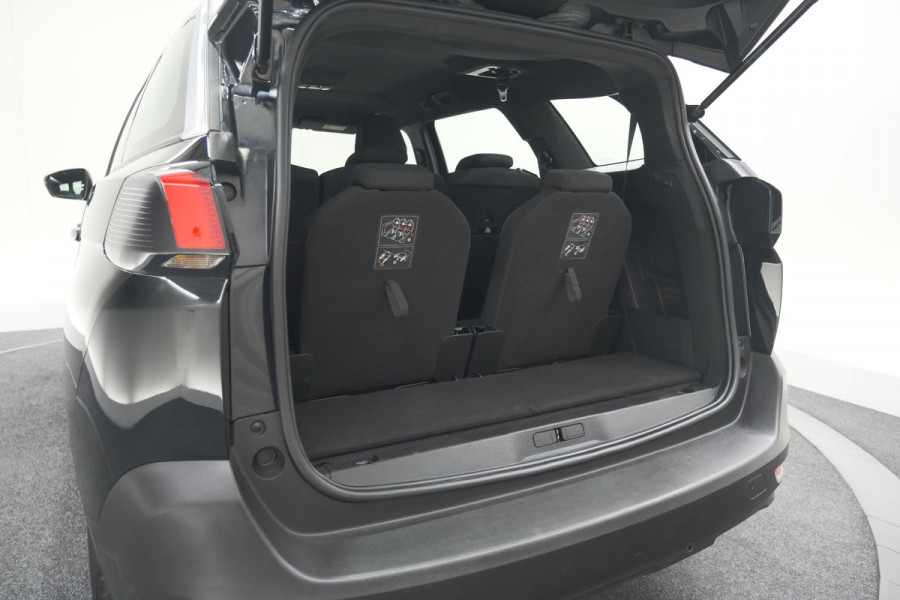 Peugeot 5008 PureTech 130 EAT8 Active Pack Business | 7 Zitplaatsen | Camera | Navigatie | Apple Carplay | Parkeersensoren