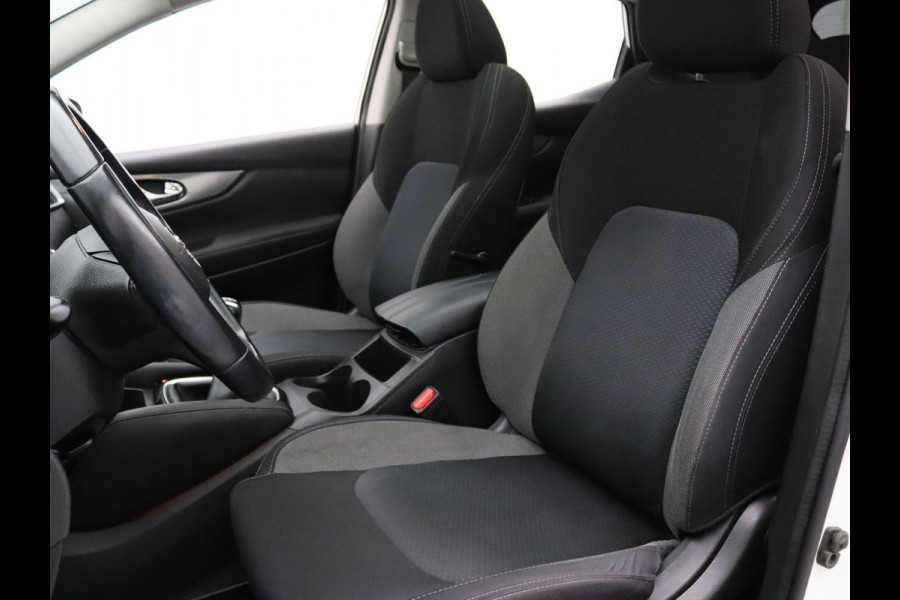 Nissan QASHQAI 120pk N-Connecta 360° Camera | Cruise | Navi | Parkeersens. v+a | Panoramadak