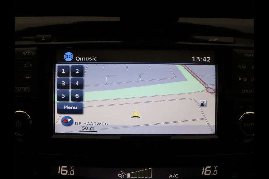Nissan QASHQAI 120pk N-Connecta 360° Camera | Cruise | Navi | Parkeersens. v+a | Panoramadak