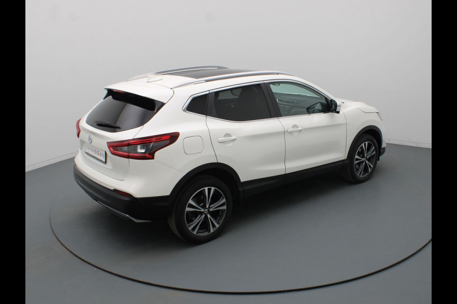 Nissan QASHQAI 120pk N-Connecta 360° Camera | Cruise | Navi | Parkeersens. v+a | Panoramadak