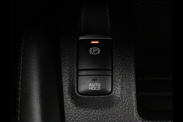 Nissan QASHQAI 120pk N-Connecta 360° Camera | Cruise | Navi | Parkeersens. v+a | Panoramadak