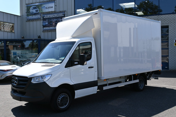 Mercedes-Benz Sprinter 514/516 CDI Bakwagen met klep Nieuwe meubelbak met Dhollandia laadklep
