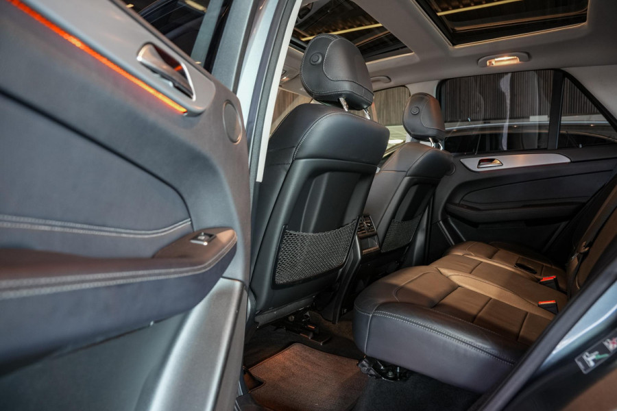 Mercedes-Benz GLE 250 d 4MATIC AMG Sport Edition Panoramadak Leer Stoelverwarming Cruise Control Dode Hoek