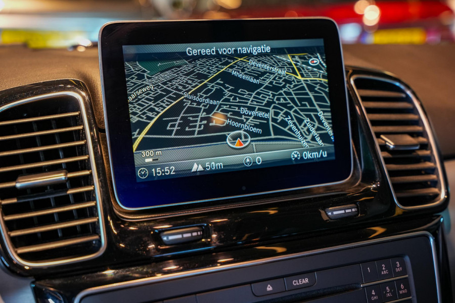 Mercedes-Benz GLE 250 d 4MATIC AMG Sport Edition Panoramadak Leer Stoelverwarming Cruise Control Dode Hoek