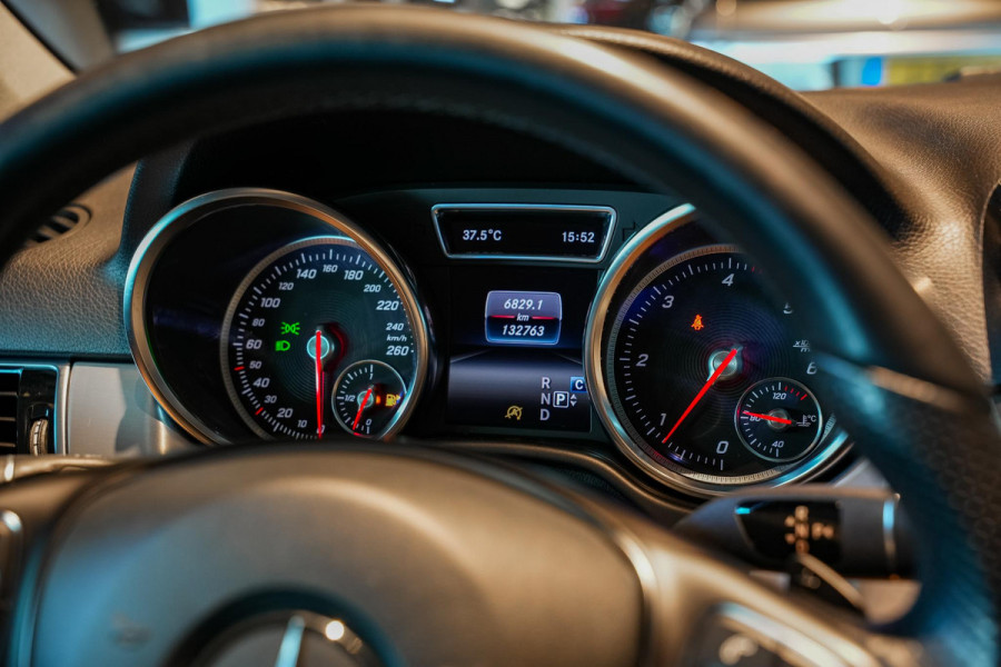 Mercedes-Benz GLE 250 d 4MATIC AMG Sport Edition Panoramadak Leer Stoelverwarming Cruise Control Dode Hoek