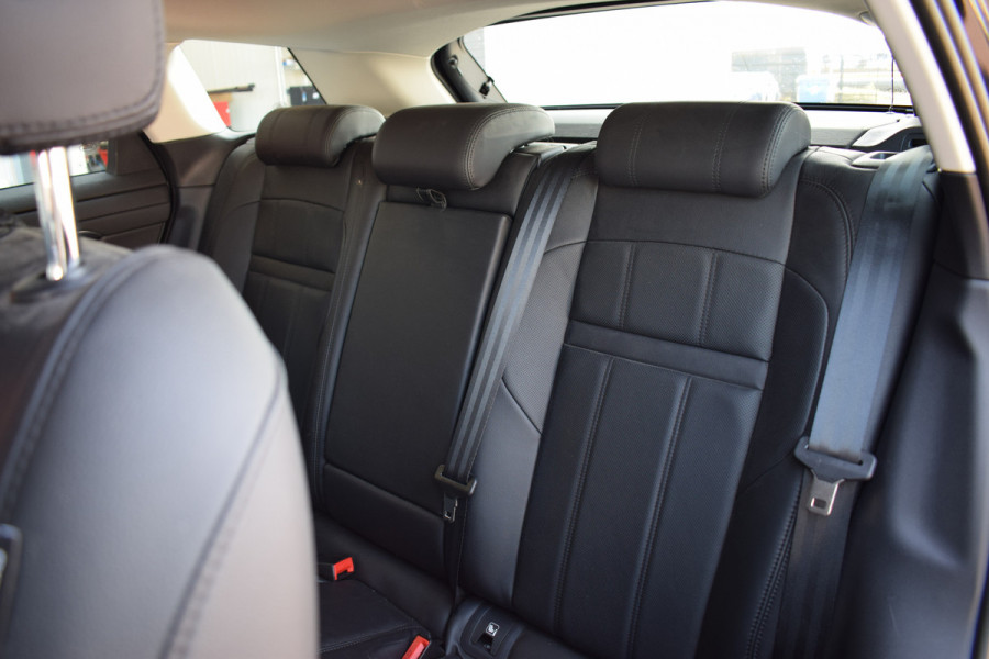 Land Rover Range Rover Evoque 2.0 P200 AWD | Trekhaak | CarPlay | Stuurverw. | Leer