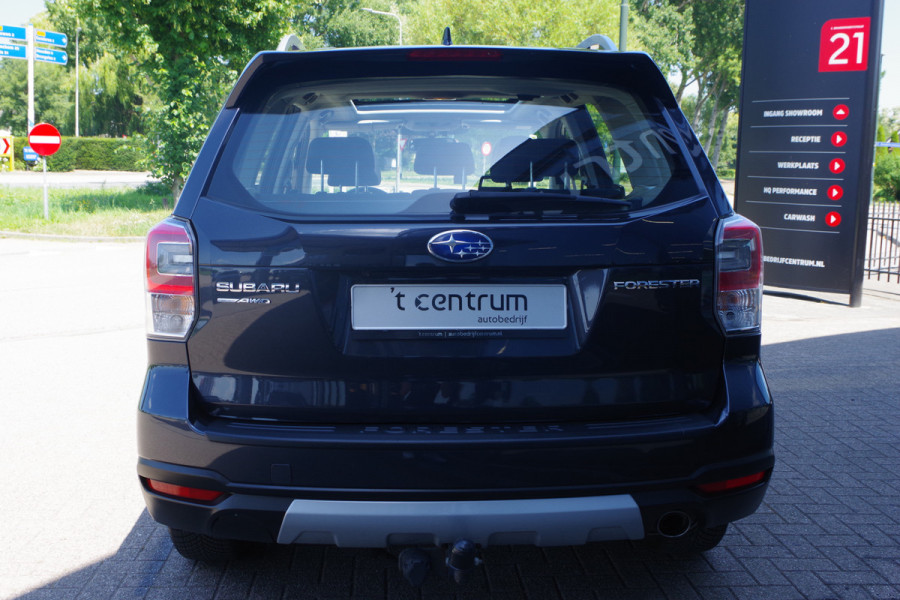 Subaru Forester 2.0 Premium 150 PK automaat, Panoramadak, Trekhaak, Stoelverwarming