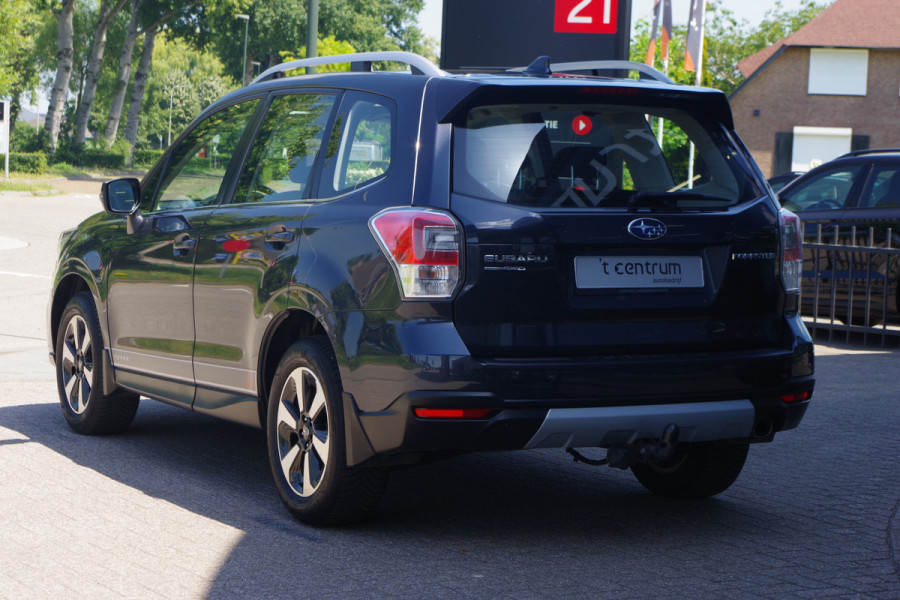 Subaru Forester 2.0 Premium 150 PK automaat, Panoramadak, Trekhaak, Stoelverwarming