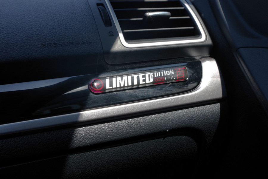 Subaru Forester 2.0 Premium 150 PK automaat, Panoramadak, Trekhaak, Stoelverwarming