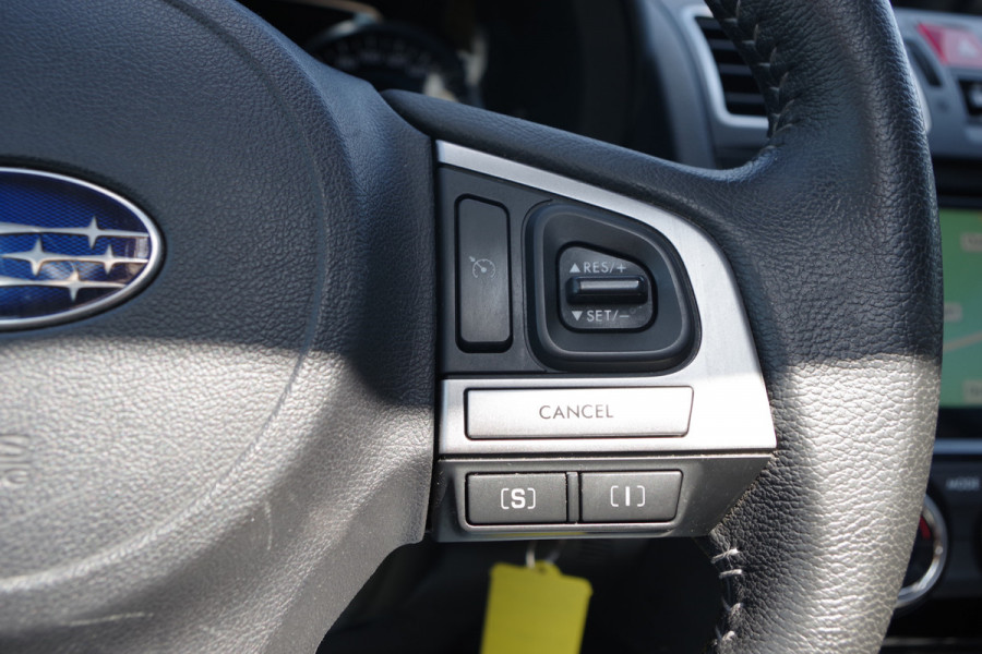 Subaru Forester 2.0 Premium 150 PK automaat, Panoramadak, Trekhaak, Stoelverwarming