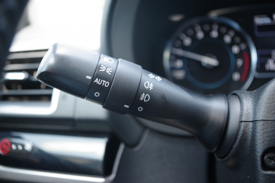Subaru Forester 2.0 Premium 150 PK automaat, Panoramadak, Trekhaak, Stoelverwarming