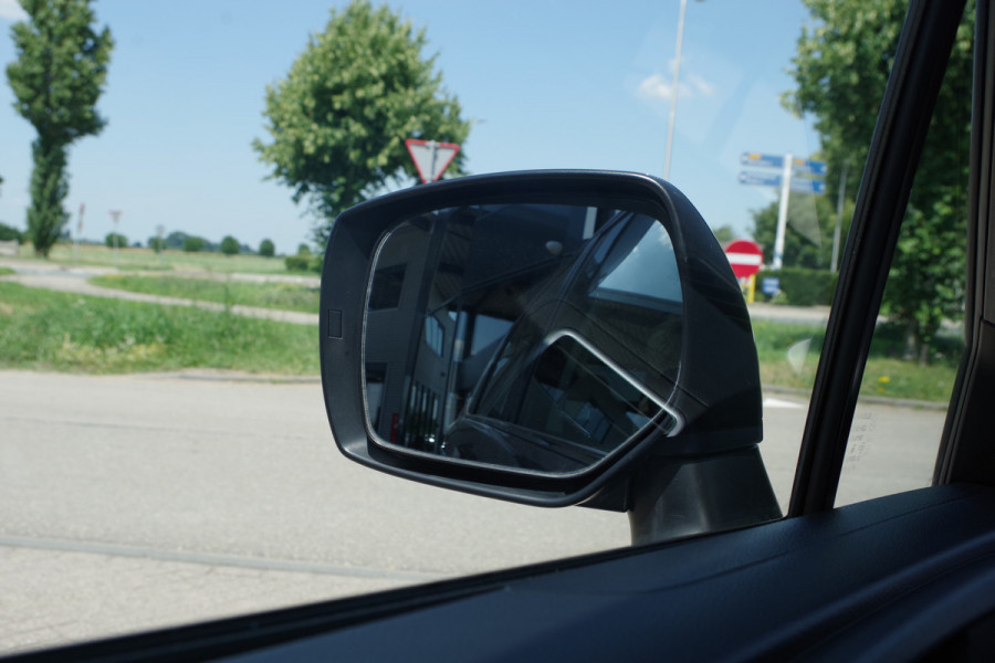 Subaru Forester 2.0 Premium 150 PK automaat, Panoramadak, Trekhaak, Stoelverwarming