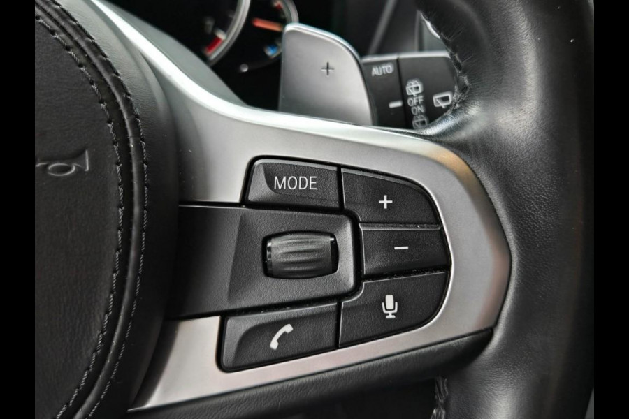 BMW X3 XDRIVE20I M SPORT | PANORAMA | LEDER | TREKHAAK | KEYLESS | CAMERA