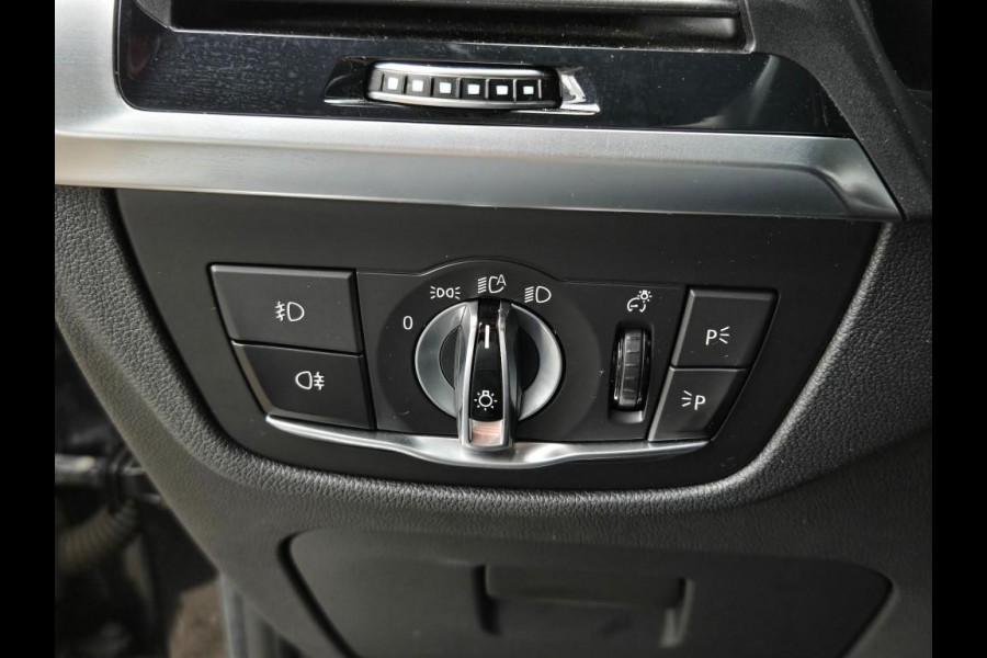 BMW X3 XDRIVE20I M SPORT | PANORAMA | LEDER | TREKHAAK | KEYLESS | CAMERA
