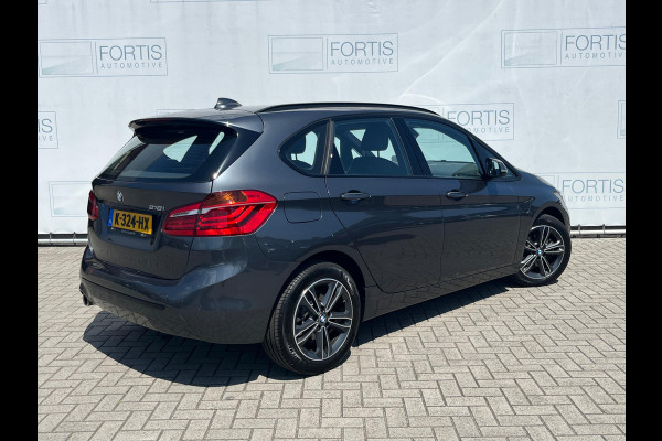 BMW 2 Serie Active Tourer 218i Executive Edition NL AUTO | LEDER | NAVI | CAMERA