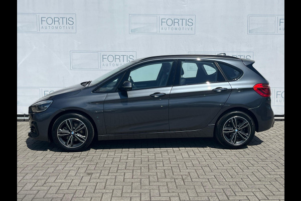 BMW 2 Serie Active Tourer 218i Executive Edition NL AUTO | LEDER | NAVI | CAMERA