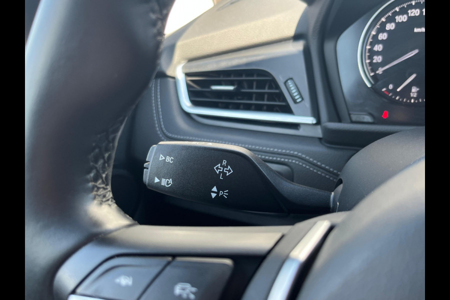 BMW 2 Serie Active Tourer 218i Executive Edition NL AUTO | LEDER | NAVI | CAMERA