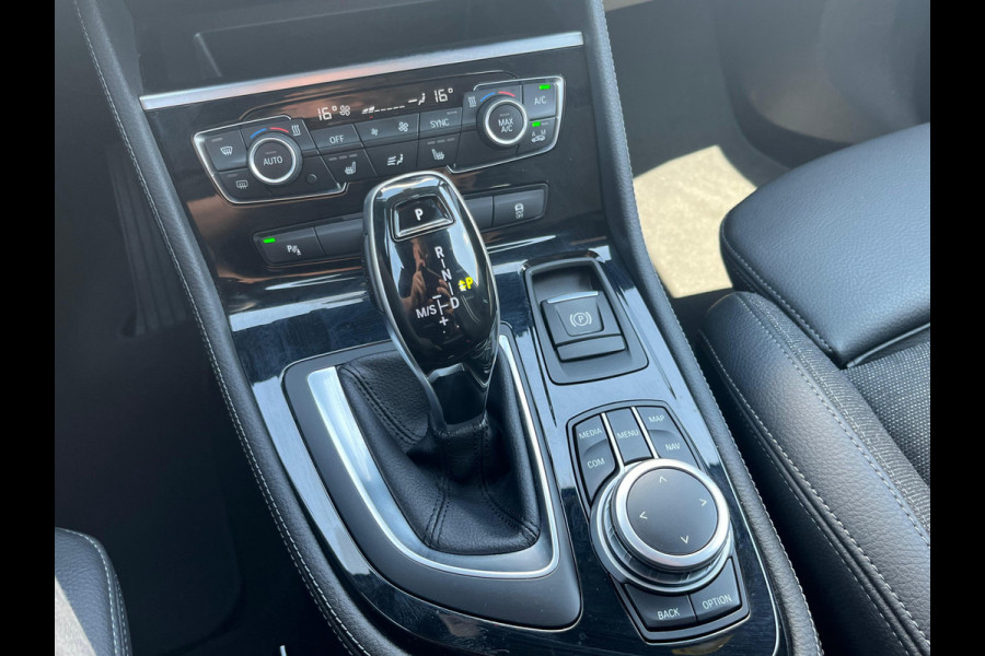 BMW 2 Serie Active Tourer 218i Executive Edition NL AUTO | LEDER | NAVI | CAMERA