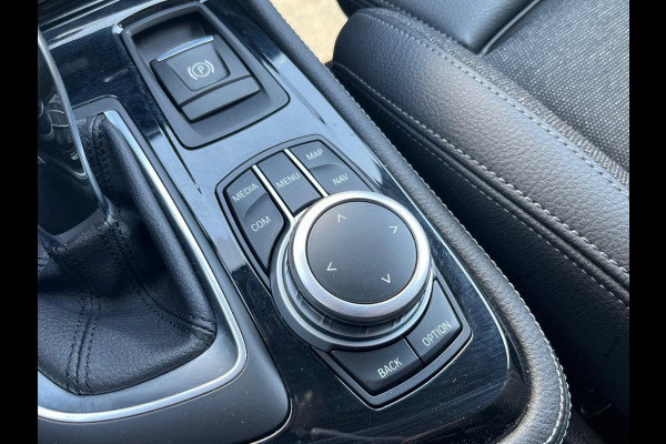 BMW 2 Serie Active Tourer 218i Executive Edition NL AUTO | LEDER | NAVI | CAMERA