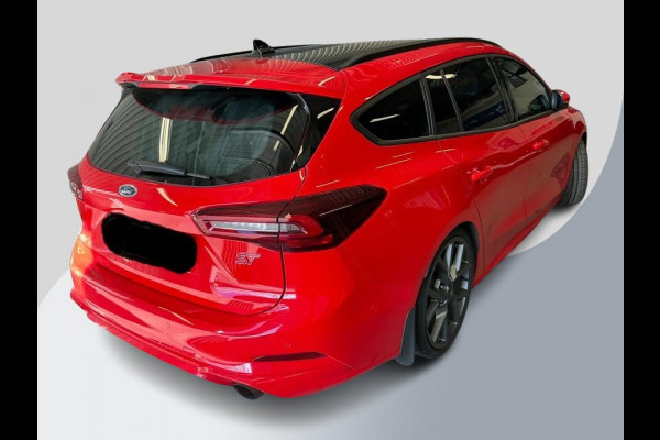 Ford FOCUS Wagon 2.3 EcoBoost ST-X Automaat 280pk! | Panoramadak | Afneembare trekhaak | Winter Pack | Standkachel | AGR-stoelen | Bang&Olufsen | Elektrische achterklep | Head up Display | Matrix LED