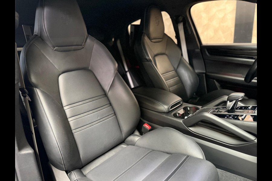 Porsche Cayenne Coupé 4.0 Turbo GT Sport Chrono 640 PK | Keramisch | Carbon | HUD |360 Camera | Softclose