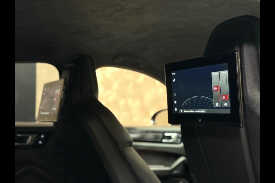 Porsche Cayenne Coupé 4.0 Turbo GT Sport Chrono 640 PK | Keramisch | Carbon | HUD |360 Camera | Softclose