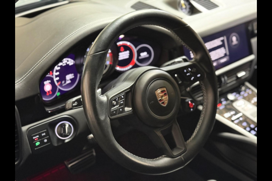 Porsche Cayenne Coupé 4.0 Turbo GT Sport Chrono 640 PK | Keramisch | Carbon | HUD |360 Camera | Softclose