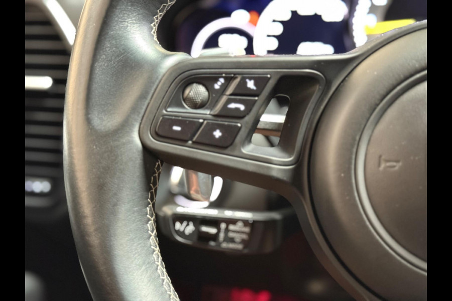 Porsche Cayenne Coupé 4.0 Turbo GT Sport Chrono 640 PK | Keramisch | Carbon | HUD |360 Camera | Softclose