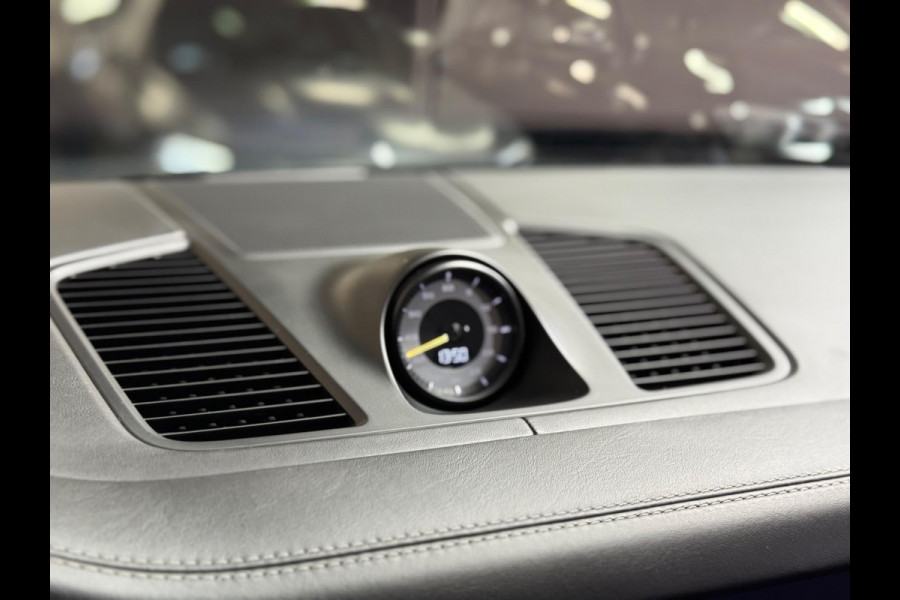 Porsche Cayenne Coupé 4.0 Turbo GT Sport Chrono 640 PK | Keramisch | Carbon | HUD |360 Camera | Softclose