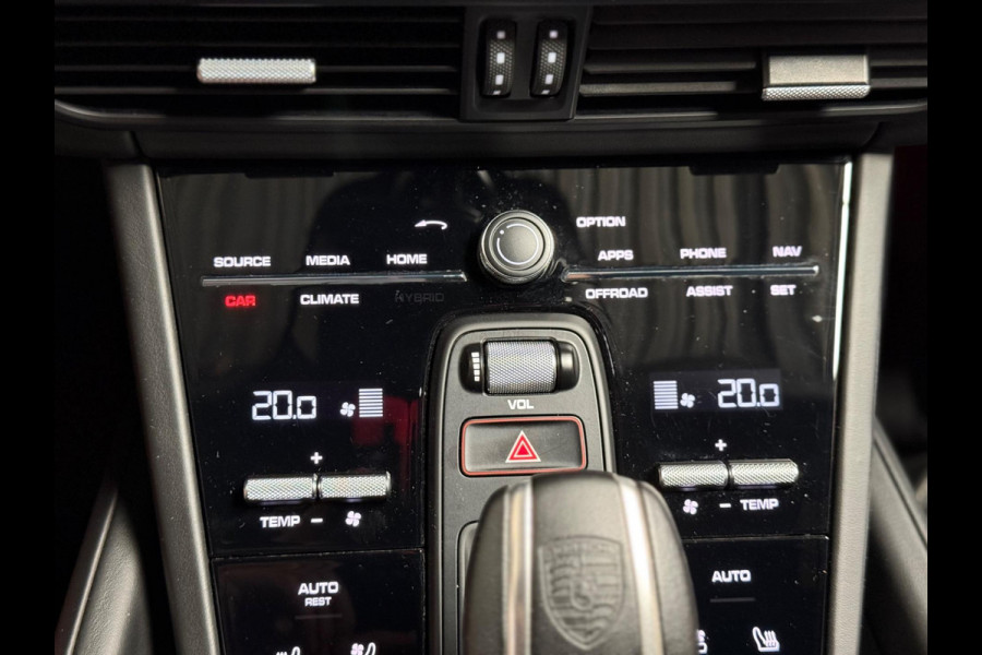 Porsche Cayenne Coupé 4.0 Turbo GT Sport Chrono 640 PK | Keramisch | Carbon | HUD |360 Camera | Softclose